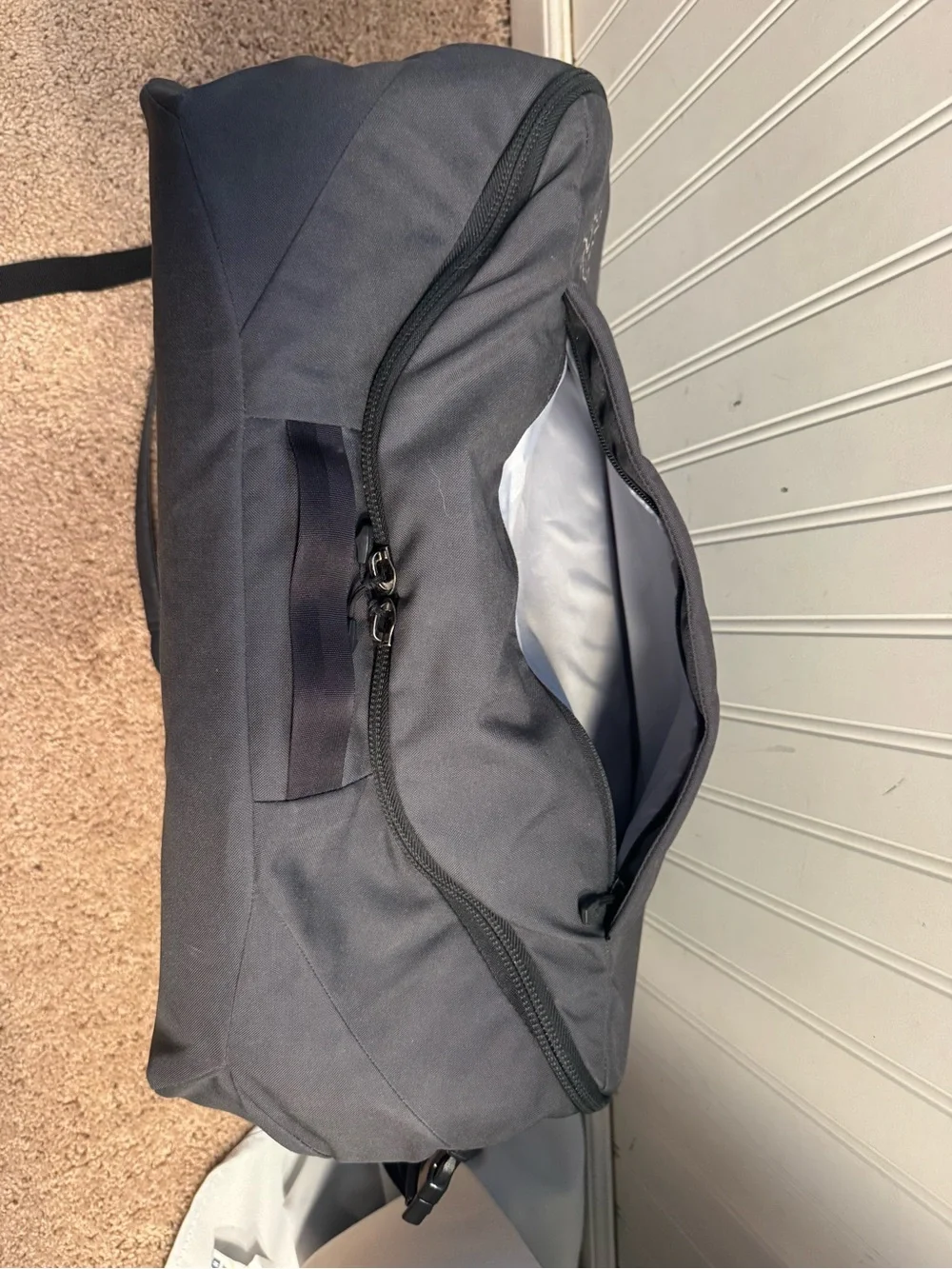 Arc’teryx Covert Carryon back pack in Grey - Picture 4 of 6